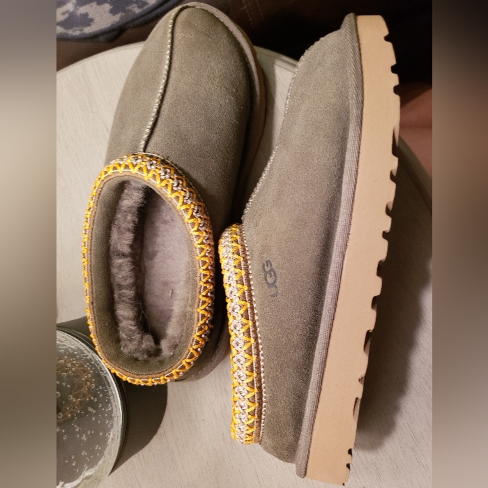 Tasman Ugg slippers Olive